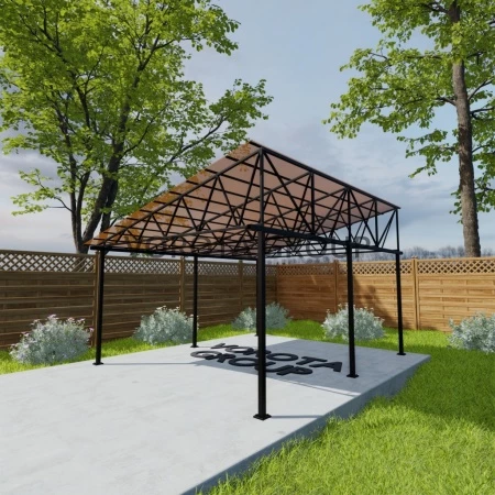 Треугольный навес янтарного цвета, монолитный поликарбонат 5500*16000